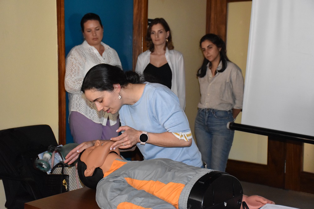 Médicos Internos da ULS do Nordeste fizeram formação em Suporte Básico e Avançado de Vida